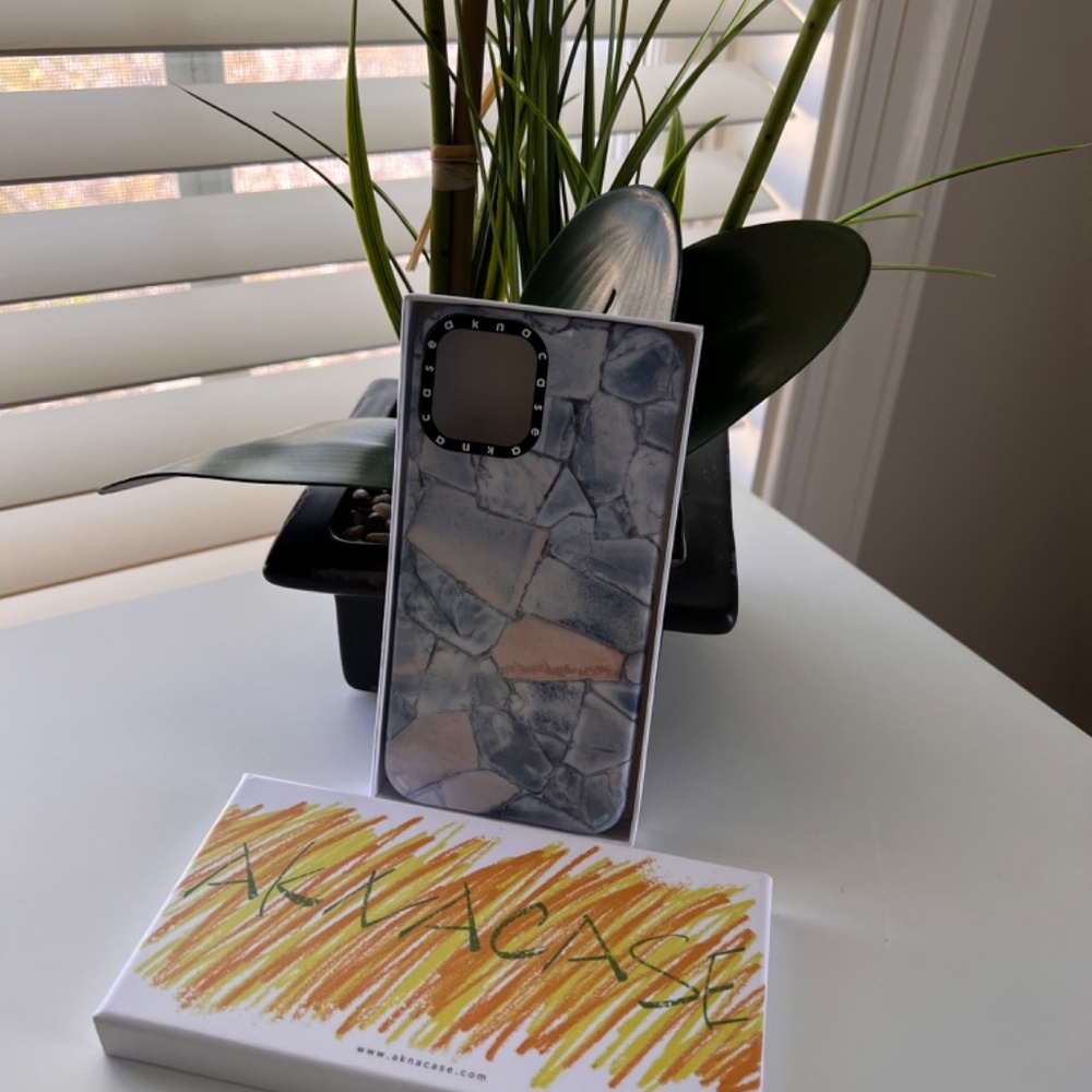 *Akna Case Compatible with iPhone 12 & iPhone 12 Pro [6.1 inch]* - Picture 2 of 8